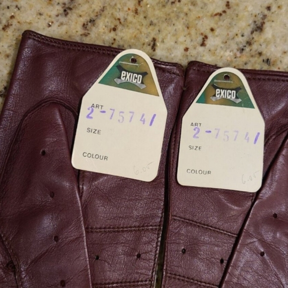 New! Vintage Size S/M Leather Driving Gloves Knuckle Holes Adjustable Strap - Picture 9 of 13